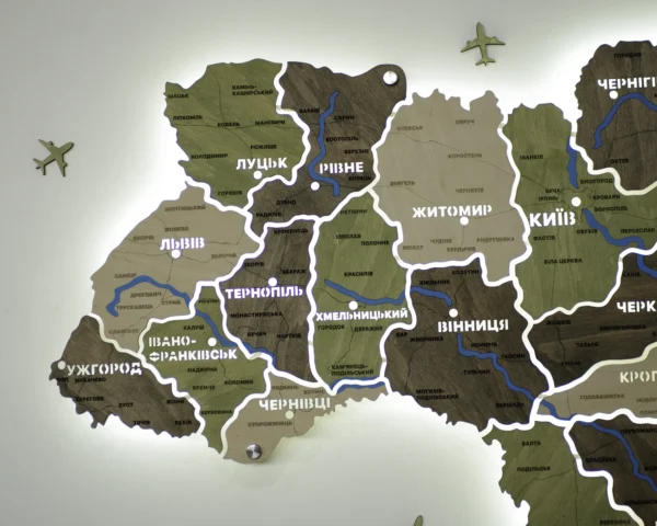 дерев’яні карти України та світу з підсвіткою