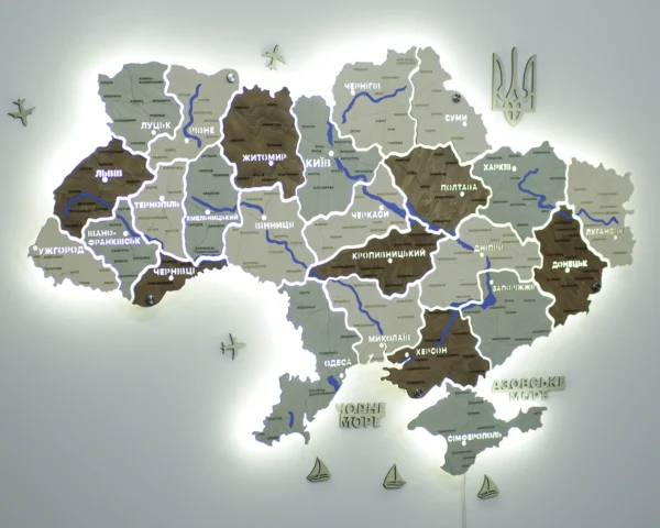 karta-ukrainy-z-richkamy-ta-pidsvitkoiu-mizh-oblastiamy-soft-04.webp Деревʼяна карта України на акрилі з річками та підсвіткою між областями колір Soft