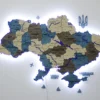 Деревʼяна карта України з фарбованими річками та підсвіткою по контуру колір Nord