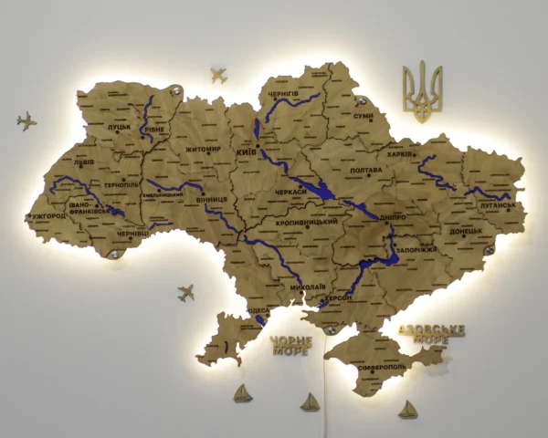 karta-ukrainy-z-richkamy-ta-pidsvitkoiu-oak-03.webp Карта України 3D з мальованими річками та підсвіткою по контуру колір Oak