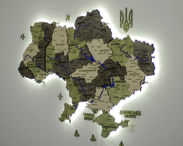 Деревʼяна 3D карта України з мальованими річками та підсвіткою по контуру колір Olive