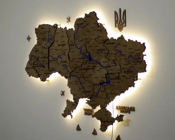 Карта України із дерева 3D з фарбованими річками та підсвіткою по контуру колір Wood