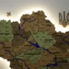 Карта України з мальованими річками та підсвіткою по контуру колір Forest