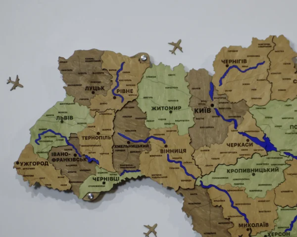 Карта України з мальованими річками та підсвіткою по контуру колір Forest